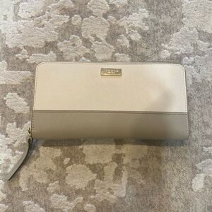 Kate Spade Full Zip Wallet